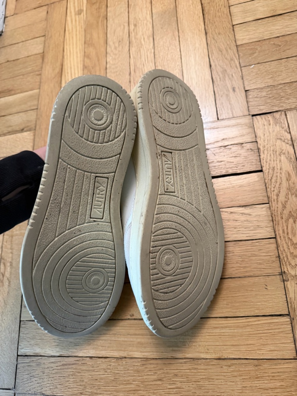 White Medalist Low Leather and Suede Sneakers - Picture 4 of 4
